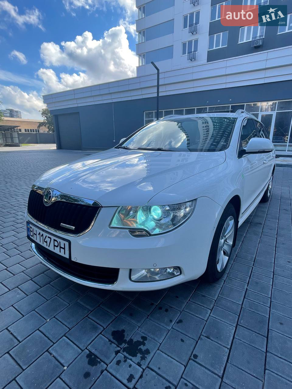 2013 Skoda Superb - мініатюра 8