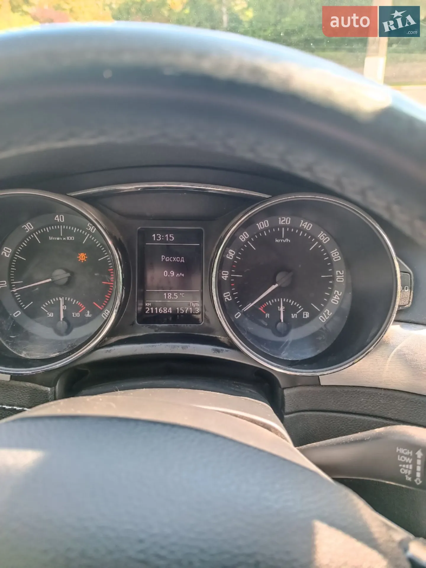 2015 Skoda Superb - мініатюра 2
