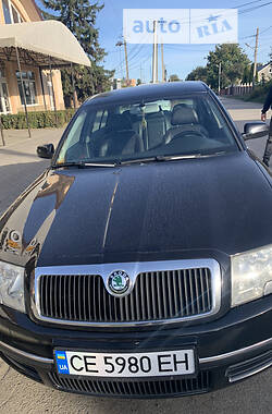 Ліфтбек Skoda Superb 2003 в Чернівцях