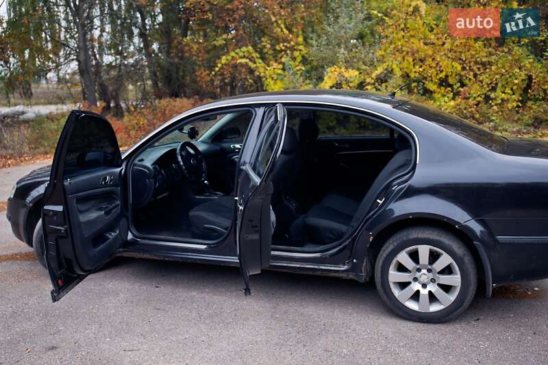 Лифтбек Skoda Superb 2002 в Славутиче