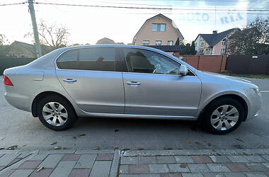 Лифтбек Skoda Superb 2013 в Виннице