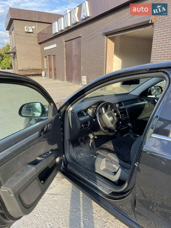 Лифтбек Skoda Superb 2008 в Виннице