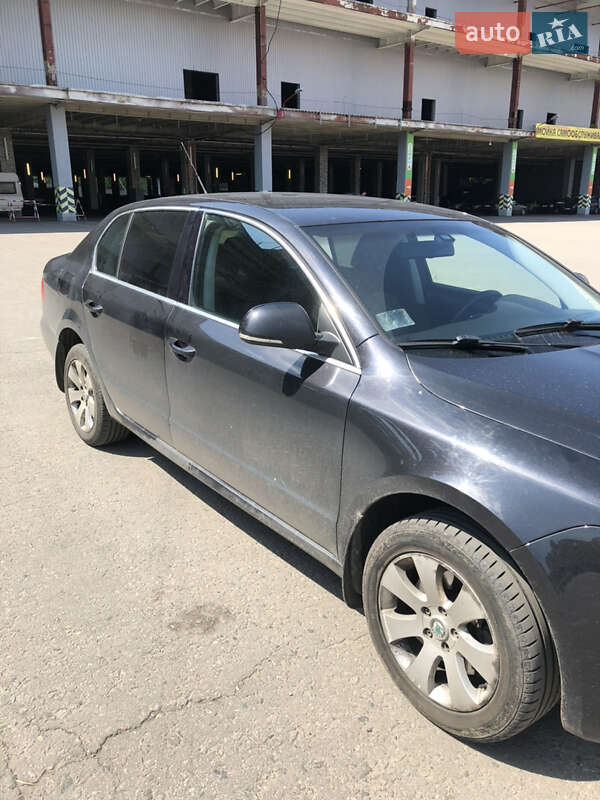 Лифтбек Skoda Superb 2008 в Виннице