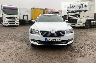 Універсал Skoda Superb 2015 в Умані