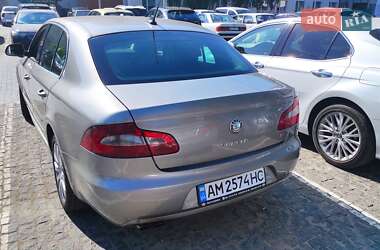 Лифтбек Skoda Superb 2008 в 