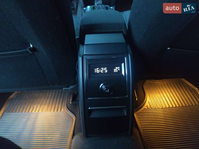 Лифтбек Skoda Superb 2010 в Краматорске