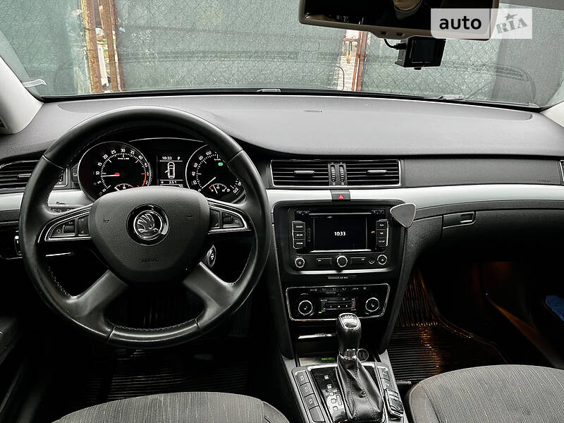 Универсал Skoda Superb 2015 в Долинской