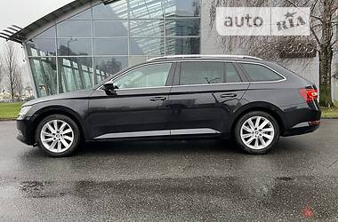 Универсал Skoda Superb 2017 в 