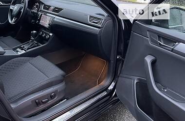Универсал Skoda Superb 2017 в 