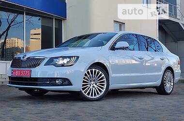 Лифтбек Skoda Superb 2015 в Одессе