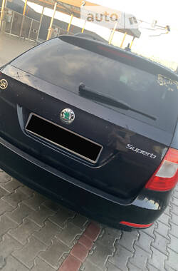 Универсал Skoda Superb 2011 в 