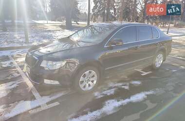 Лифтбек Skoda Superb 2012 в Кривом Роге