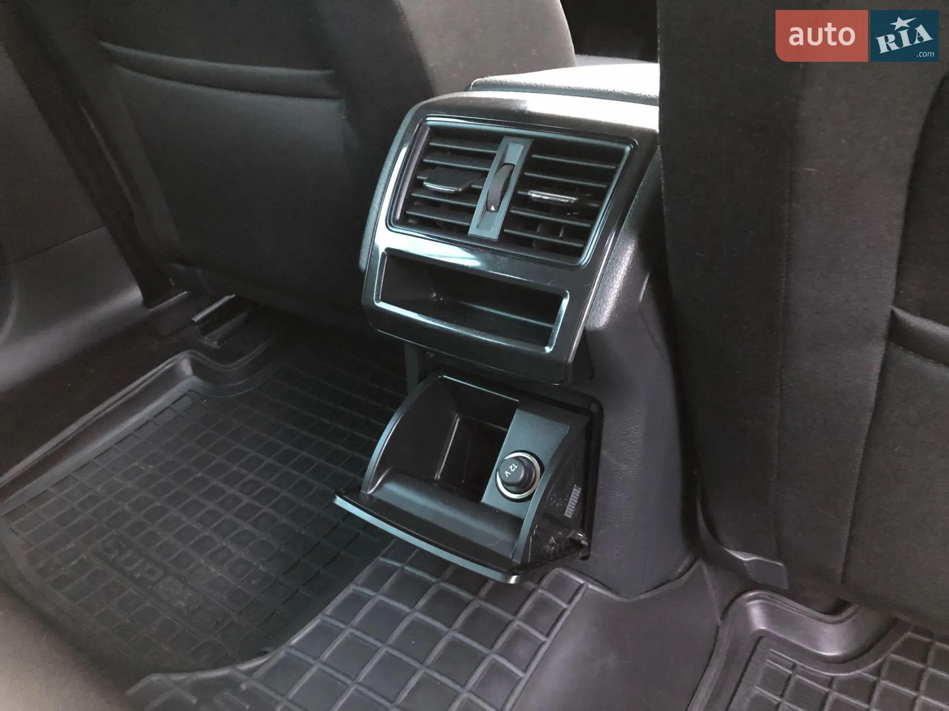2016 Skoda Superb - мініатюра 16