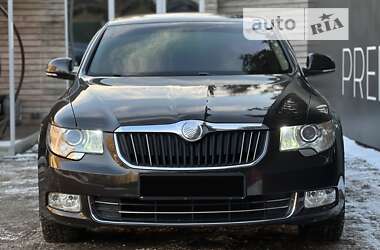 Лифтбек Skoda Superb 2012 в 