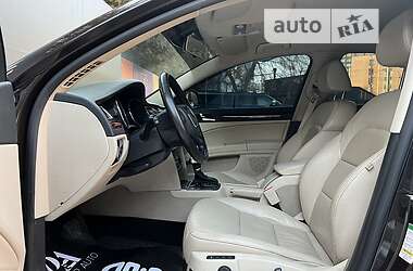 Лифтбек Skoda Superb 2012 в 