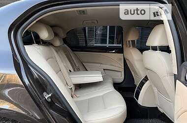 Лифтбек Skoda Superb 2012 в 