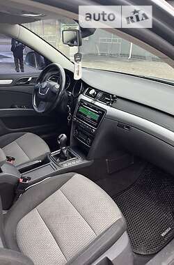 Лифтбек Skoda Superb 2011 в Ужгороде