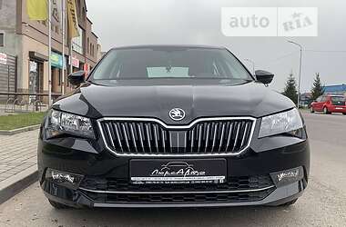 Лифтбек Skoda Superb 2017 в Мукачево