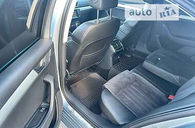 Лифтбек Skoda Superb 2016 в 