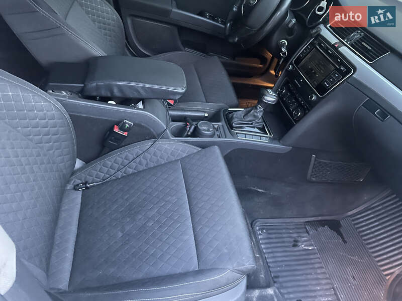 Универсал Skoda Superb 2012 в Львове фото 5 Универсал Skoda Superb 2012 в Львове