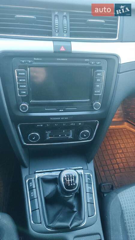 Универсал Skoda Superb 2013 в Хусте