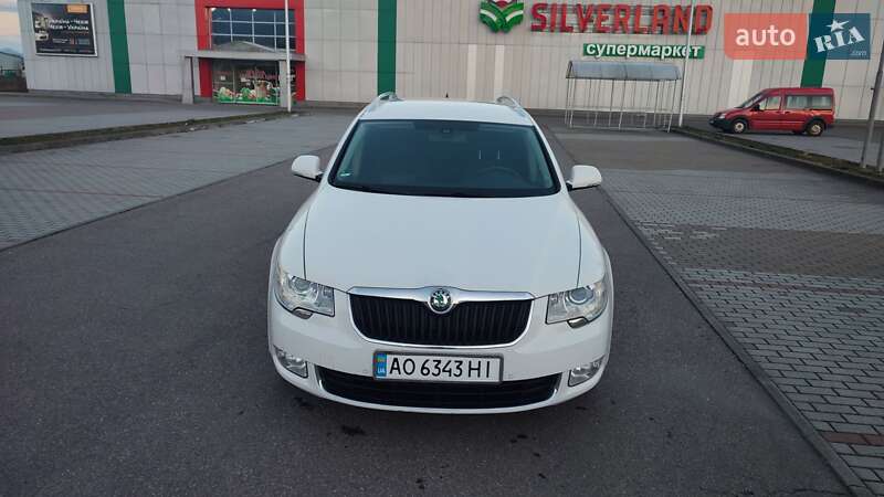 Универсал Skoda Superb 2013 в Хусте