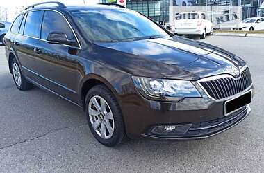 Универсал Skoda Superb 2013 в 