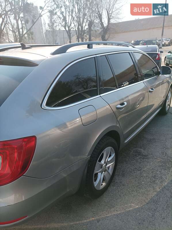 Універсал Skoda Superb 2012 в Києві фото 19 Універсал Skoda Superb 2012 в Києві