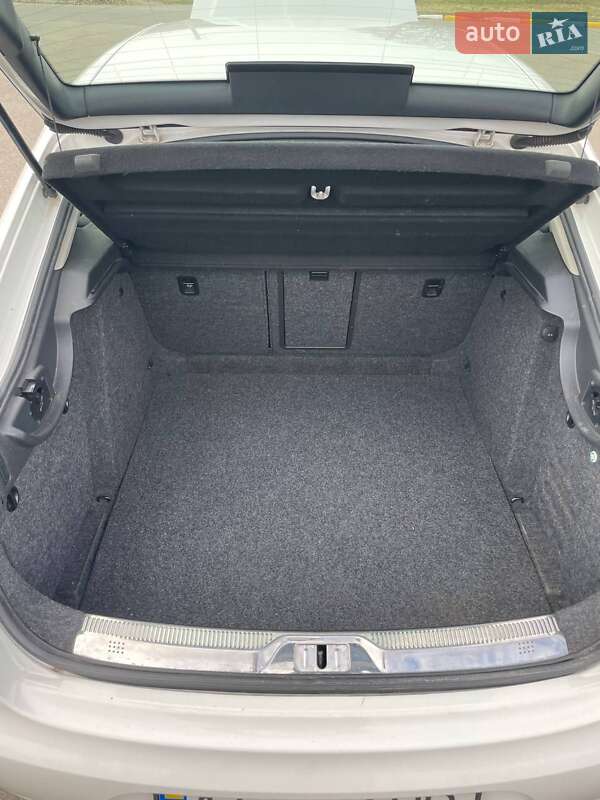 Лифтбек Skoda Superb 2012 в Киеве
