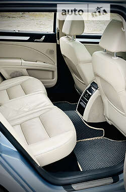 Универсал Skoda Superb 2013 в 