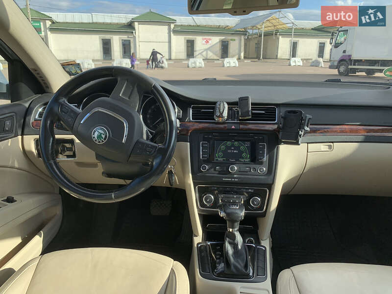 Універсал Skoda Superb 2010 в Стрию фото 11 Універсал Skoda Superb 2010 в Стрию