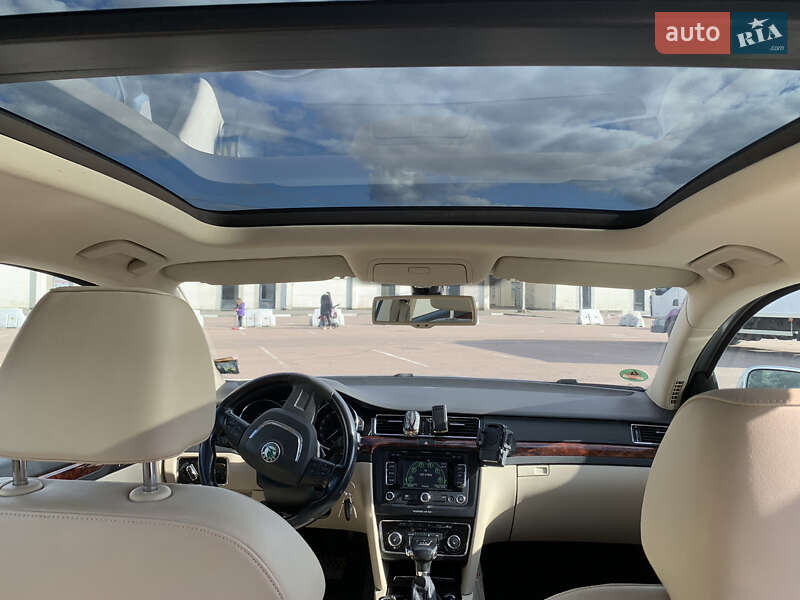 Універсал Skoda Superb 2010 в Стрию фото 12 Універсал Skoda Superb 2010 в Стрию