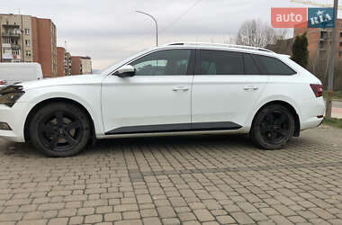 Универсал Skoda Superb 2017 в 