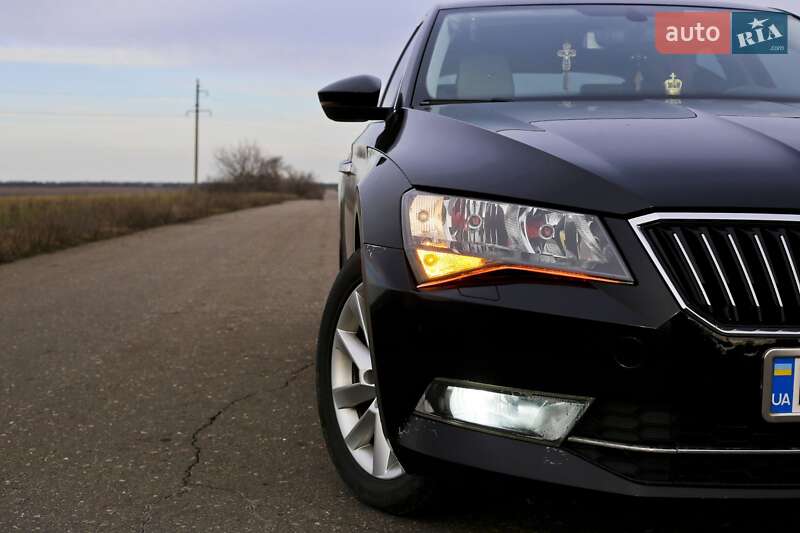 Лифтбек Skoda Superb 2016 в Новой Одессе