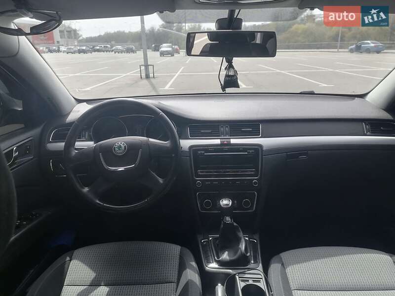 Лифтбек Skoda Superb 2013 в Сумах