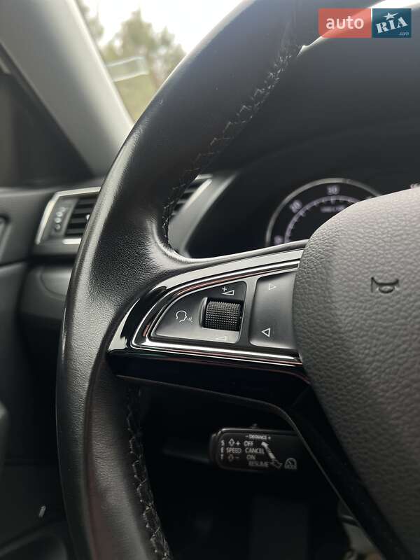Универсал Skoda Superb 2017 в Ровно