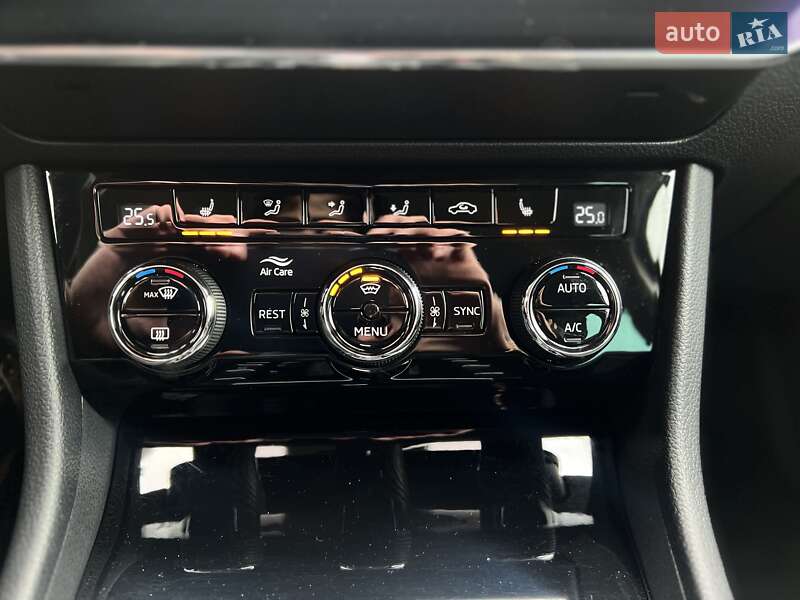Универсал Skoda Superb 2017 в Ровно