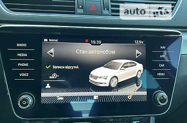 Лифтбек Skoda Superb 2018 в 