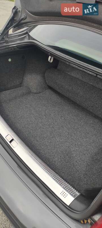 Ліфтбек Skoda Superb 2003 в Львові
