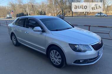 Лифтбек Skoda Superb 2014 в Кривом Роге