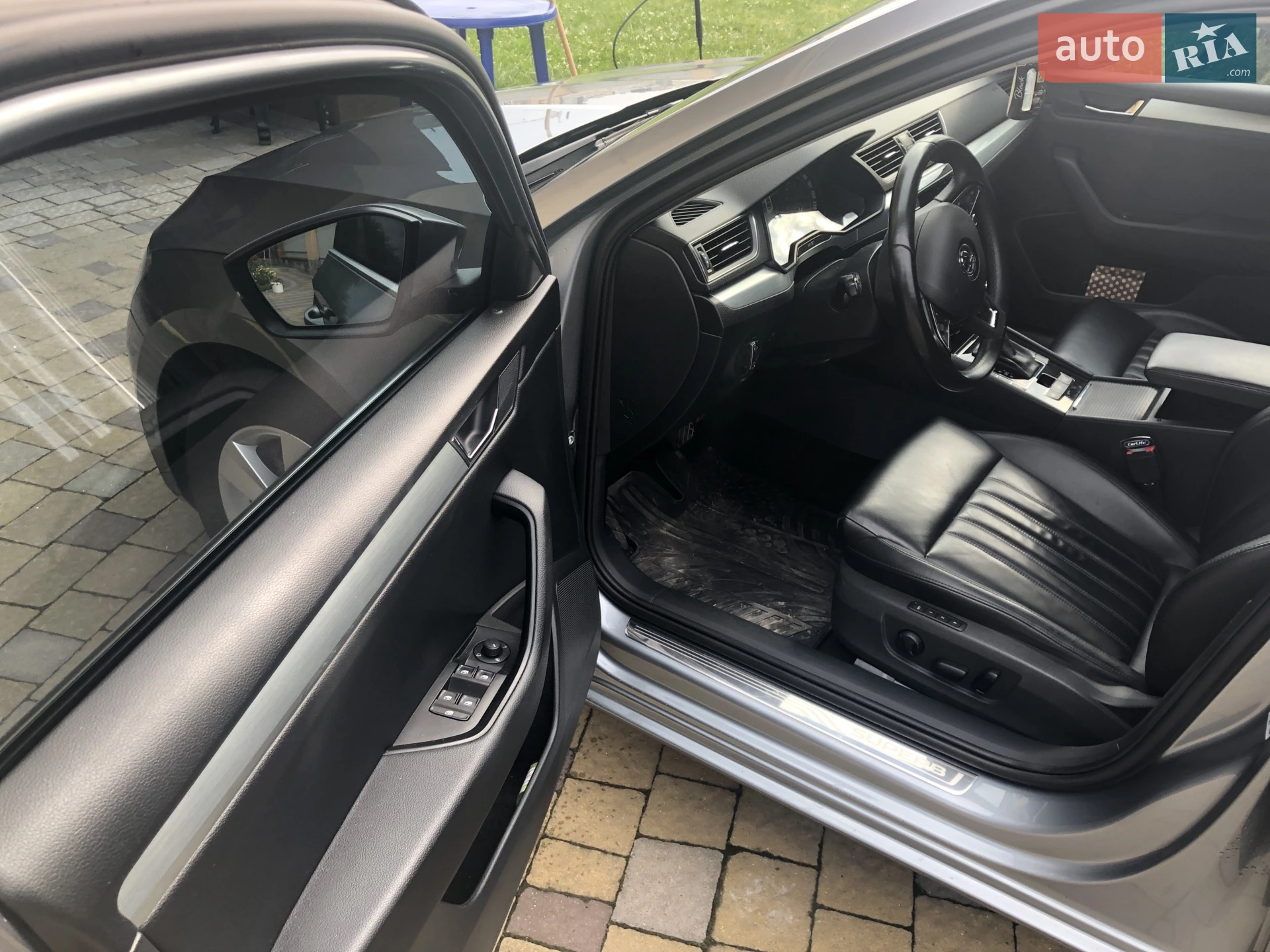 2016 Skoda Superb - мініатюра 8