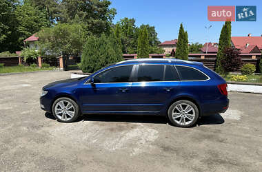 Универсал Skoda Superb 2013 в Киеве