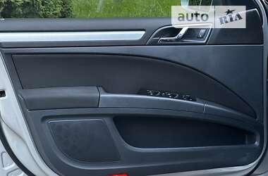 Лифтбек Skoda Superb 2014 в 