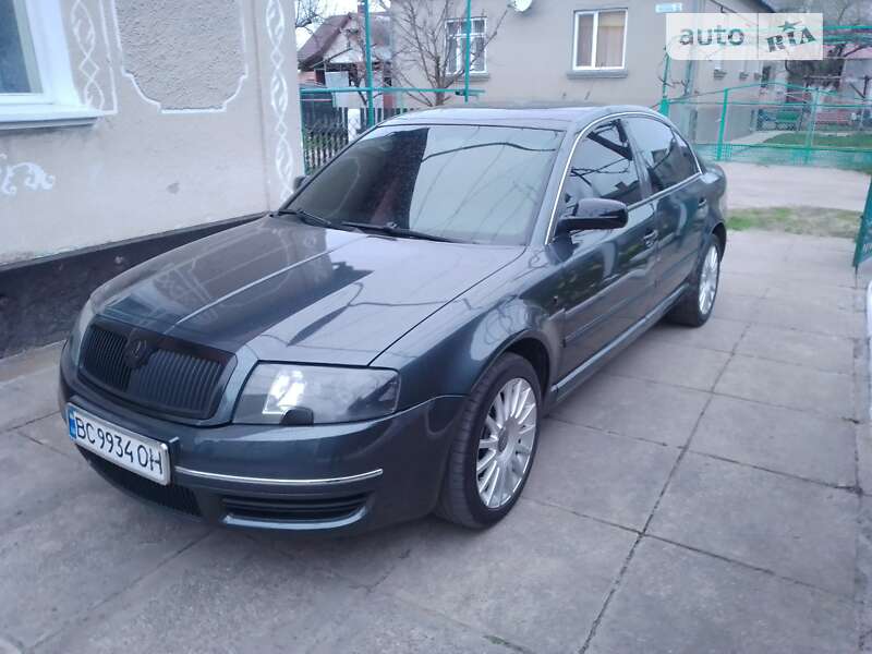 Skoda Superb 2003