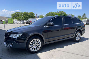 Универсал Skoda Superb 2012 в Черновцах