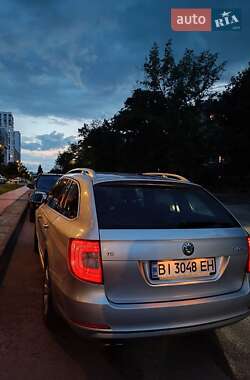 Универсал Skoda Superb 2010 в 