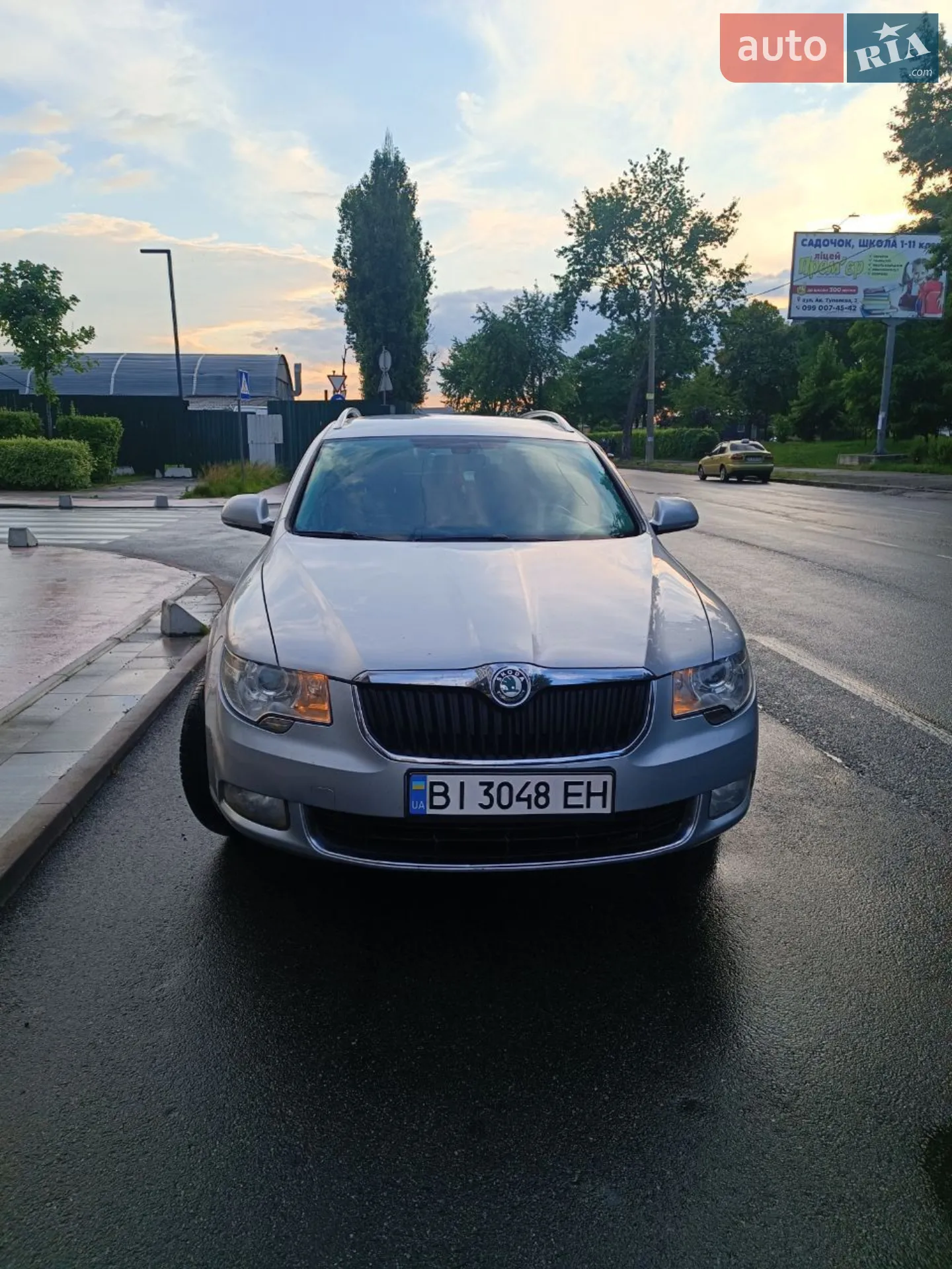 2010 Skoda Superb - мініатюра 13