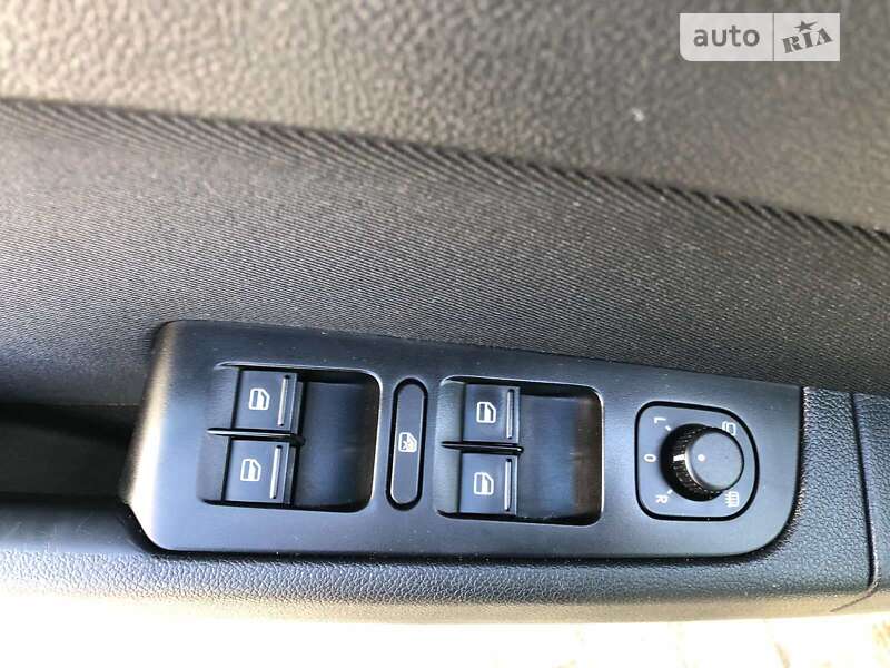 Универсал Skoda Superb 2015 в Киеве