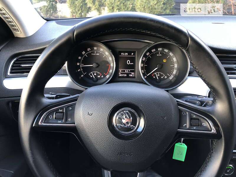 Универсал Skoda Superb 2015 в Киеве