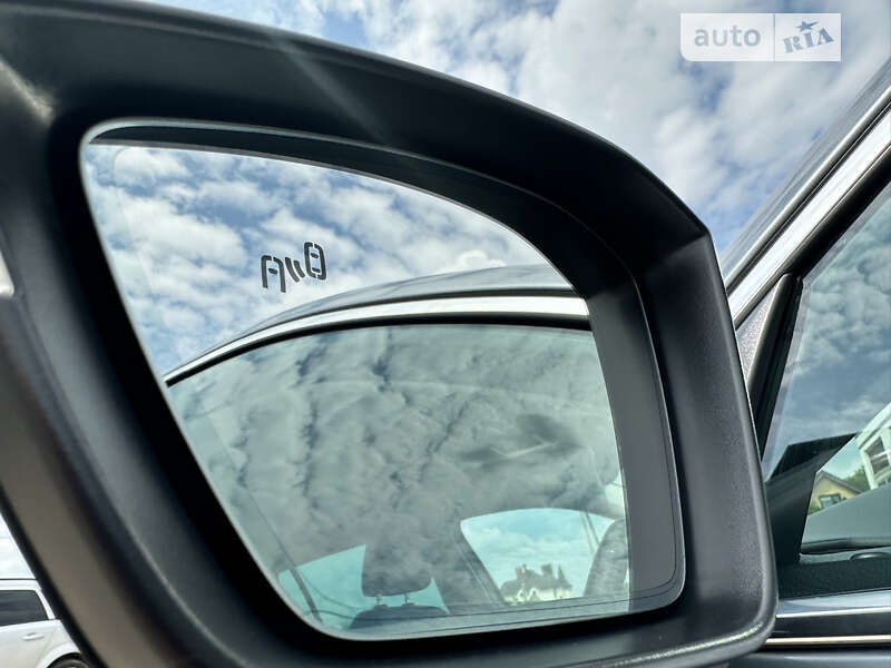 Універсал Skoda Superb 2016 в Любомлі